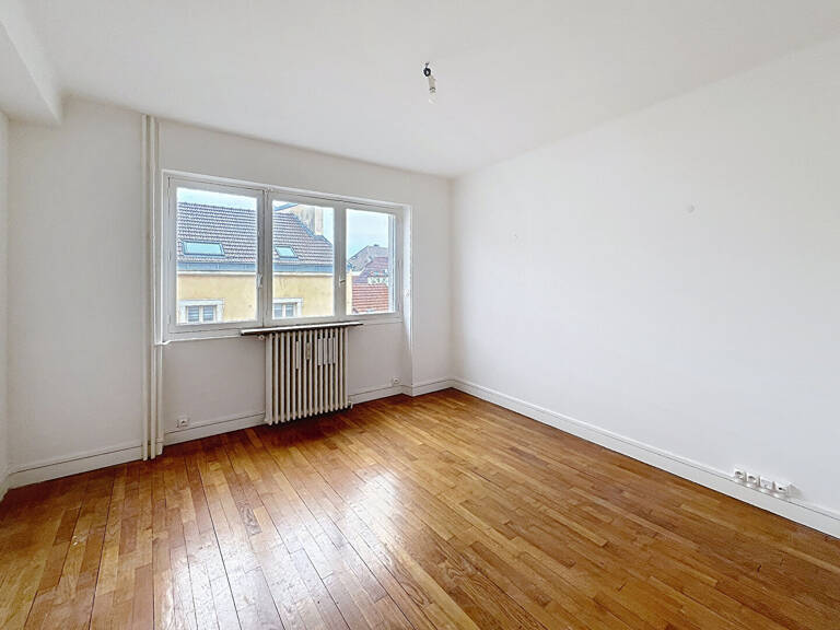 Appartement Dijon  quartier Gare de 2 pièce(s) 45 m2 — photo 1