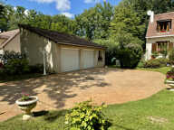 MAISON DE CHARME, ATYPIQUE, 4 CHAMBRES, TERRAIN 2000 M2 CALM — photo 2