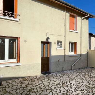 Maison 7 pièces 83500 €