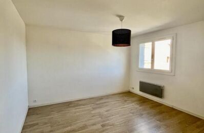 location appartement 695 € CC /mois à proximité de La Ciotat (13600)