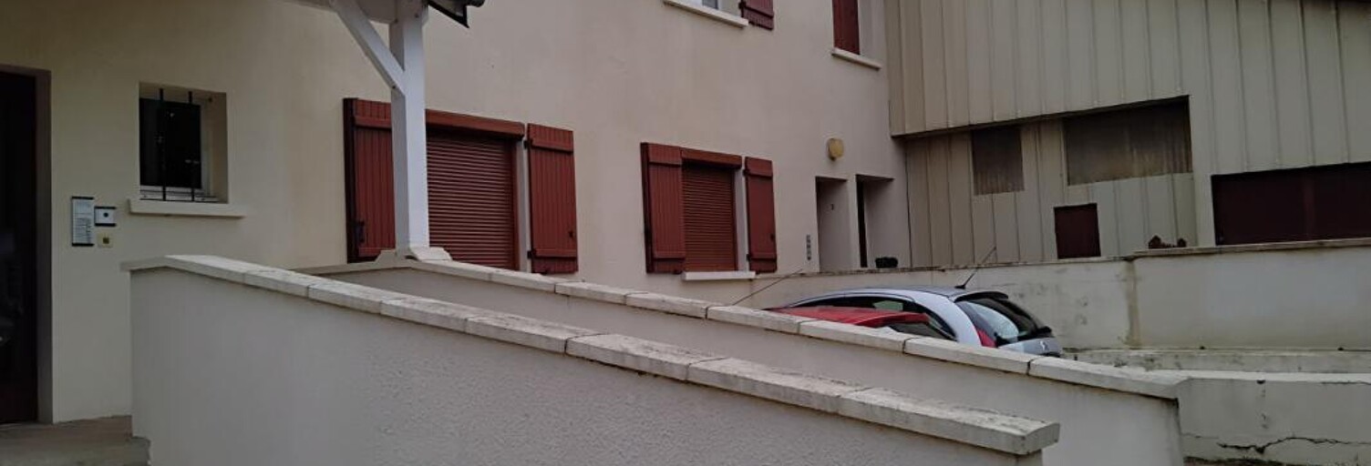 Immeuble  643 m² à vendre à Saint-Florent-sur-Cher (18400)