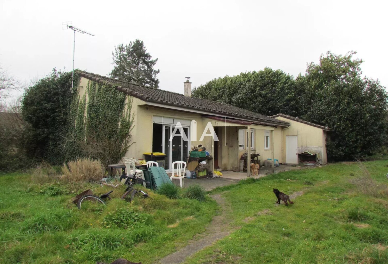 Maison de village proche de Ruffec(4km) — photo 1