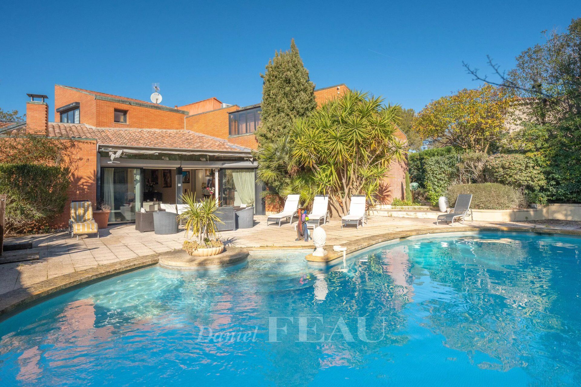 Villa / Maison 7 pièces  à vendre Aubagne 13400