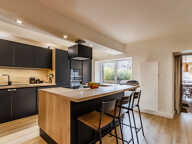 RARE ! Une maison de village de 4 chambres avec un jardin en — photo 4