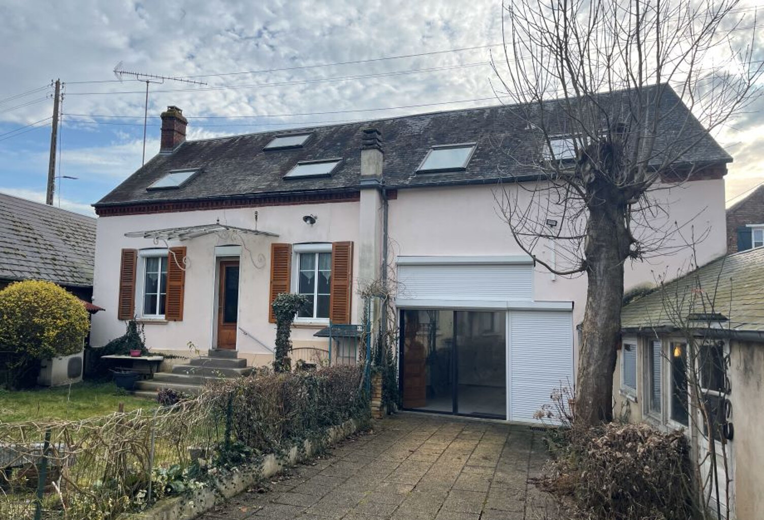 À Beauvais, maison 4 pièces au prix de 170 000 EUR — photo 1
