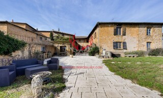 Maison 11 Pièces 432 m² à vendre à Ville-sur-Jarnioux (69640)