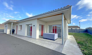 Maison 4 Pièces 99 m² à vendre à Les Billaux (33500)