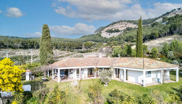 Villa / Maison 4 pièces  à vendre Cassis 13260