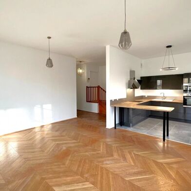 Appartement 4 pièces 1500 €