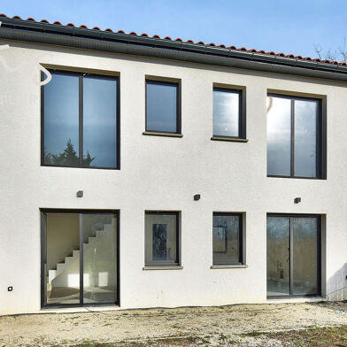 Maison 6 pièces 140 m²