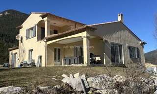 Maison 7 Pièces 258 m² à vendre à Saint-André-les-Alpes (04170)