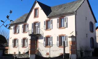 Maison 9 Pièces 311 m² à vendre à La Salvetat-Peyralès (12440)