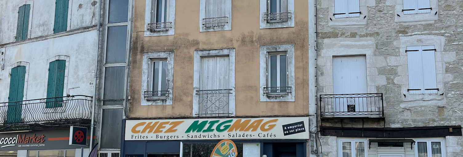 Immeuble  211 m² à vendre à Cancon (47290)