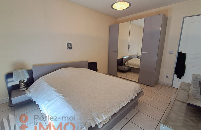 Villa — photo 3