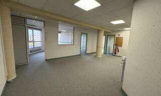 Bureau  107 m² à louer à Saint-Pierre-des-Corps (37700)