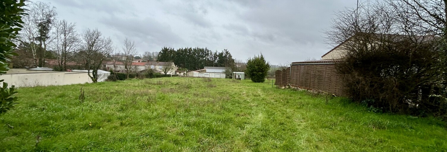 Terrain  1484 m² à vendre à Marsais-Sainte-Radégonde (85570)