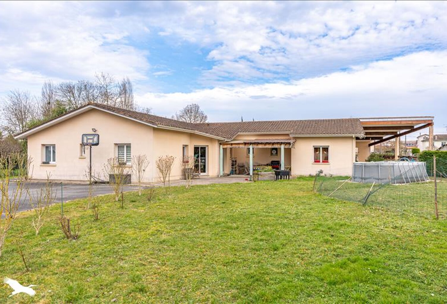 Vente maison 7 pièces 218 m² Miramont-de-Guyenne (47800) — photo 1