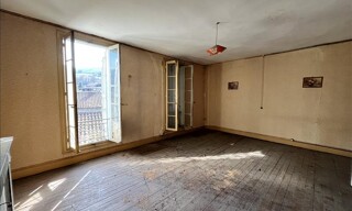 Maison 8 Pièces 224 m² à vendre à Prat-Bonrepaux (09160)