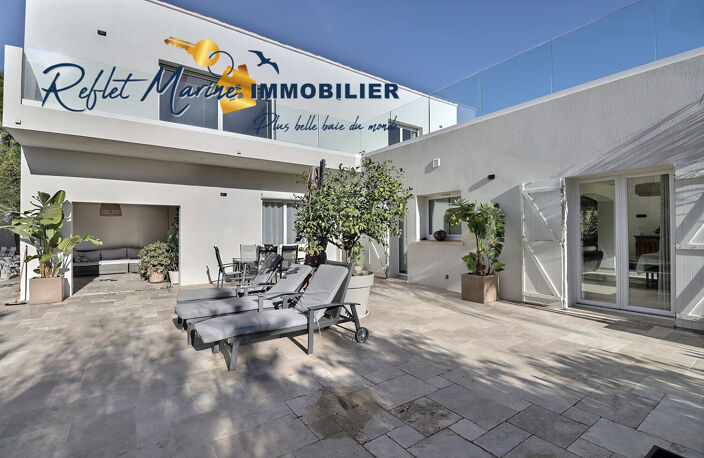 La Ciotat : Quartier Peymian, Grande villa moderne de 269 m2 — photo 2