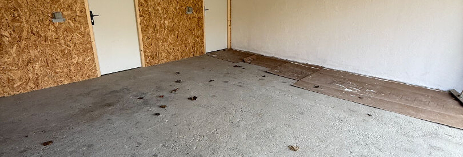 Garage   m² à louer à Aix-les-Bains (73100)