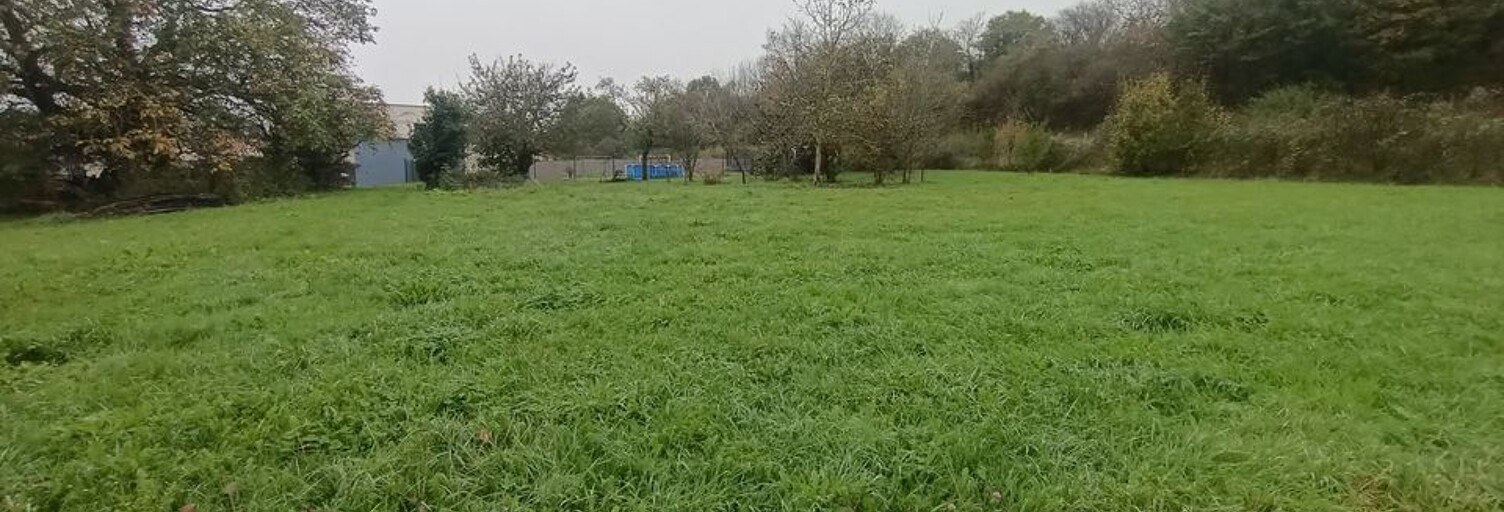 Terrain  2460 m² à vendre à Mâcon (71000)