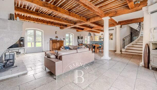 Villa / Maison 6 pièces  à vendre Aix-en-Provence 13100