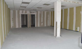 Commerce 1 Pièce 80 m² à vendre à Airvault (79600)