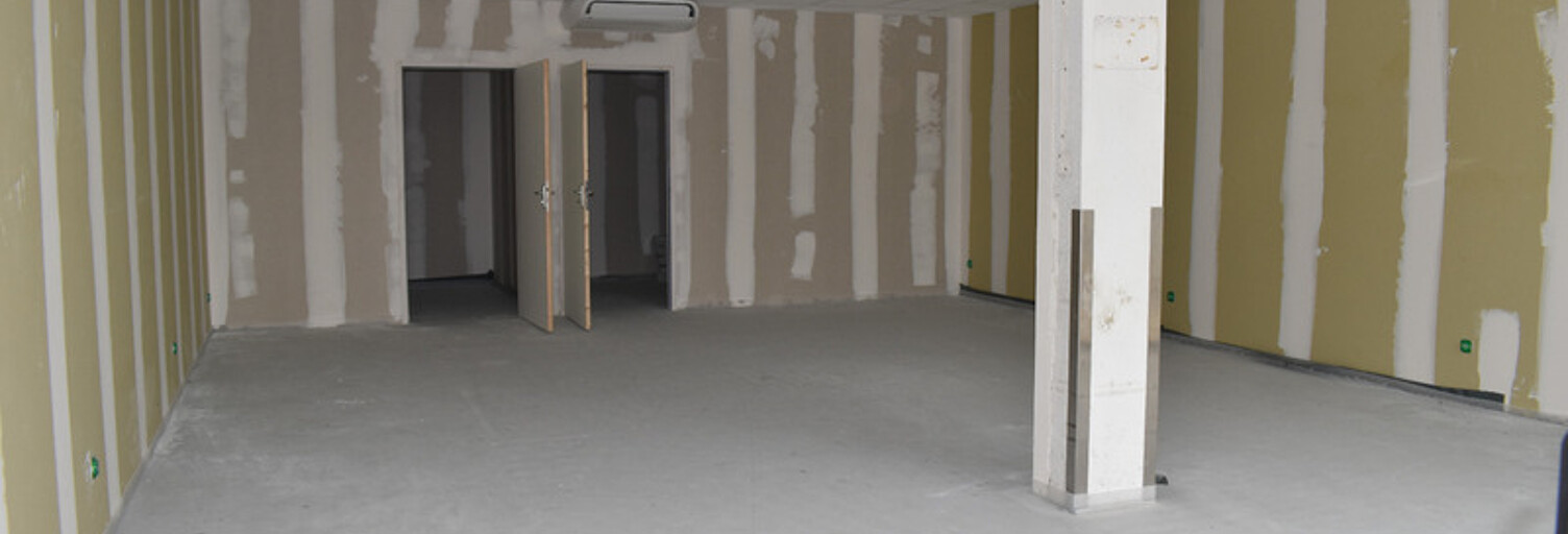 Commerce 1 Pièce 80 m² à vendre à Airvault (79600)