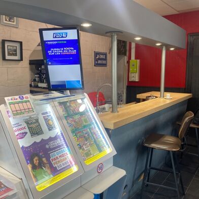 Commerce  107000 €