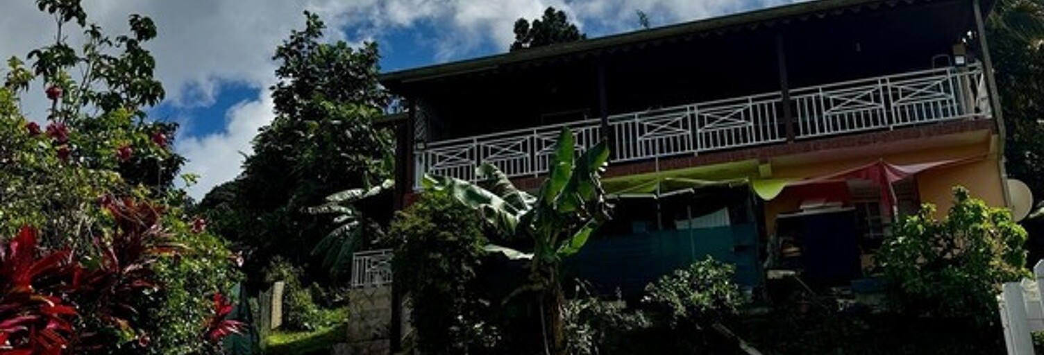 Maison 6 Pièces 180 m² à vendre à Sainte-Luce (97228)