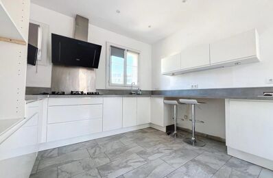 vente appartement 357 000 € à proximité de Saint-Paul-en-Forêt (83440)