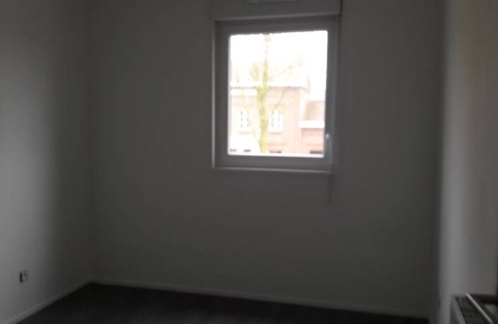 ANNOEULLIN (59): A LOUER APPARTEMENT DE TYPE III — photo 3