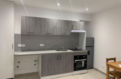 location appartement 550 € CC /mois à proximité de Beauvoisin (30640)