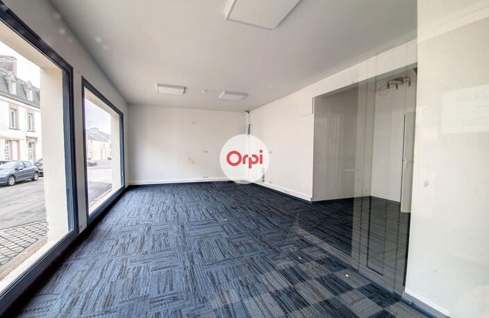 Immeuble de rapport de 358 m² - Centre historique de Questembert (Morbihan) — photo 3
