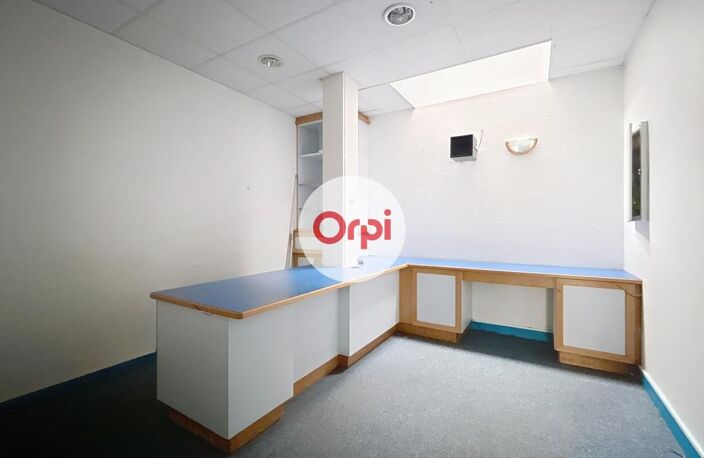 Immeuble de rapport de 358 m² - Centre historique de Questembert (Morbihan) — photo 4