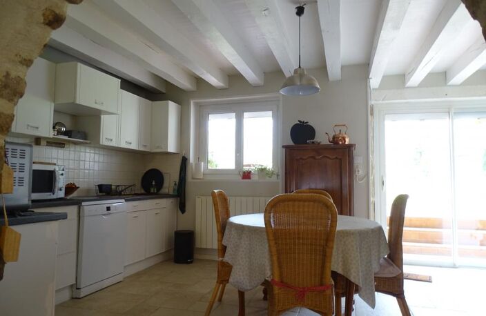 Maison en pierre de 95 m2 habitables rénovée avec grange et j... — photo 2