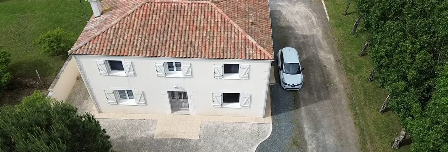 Maison 5 Pièces 152 m² à vendre à Fontenay-le-Comte (85200)