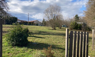 Terrain  1402 m² à vendre à Château-l'Évêque (24460)