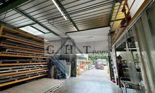 Local industriel  615 m² à louer à Saint-Thibault-des-Vignes (77400)