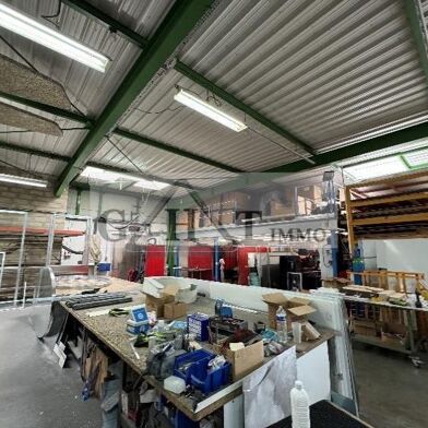 Local industriel  3625 €