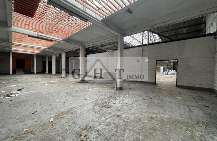 LOCAL D'ACTIVITES/ BUREAUX A VENDRE 2140M2 — photo 5
