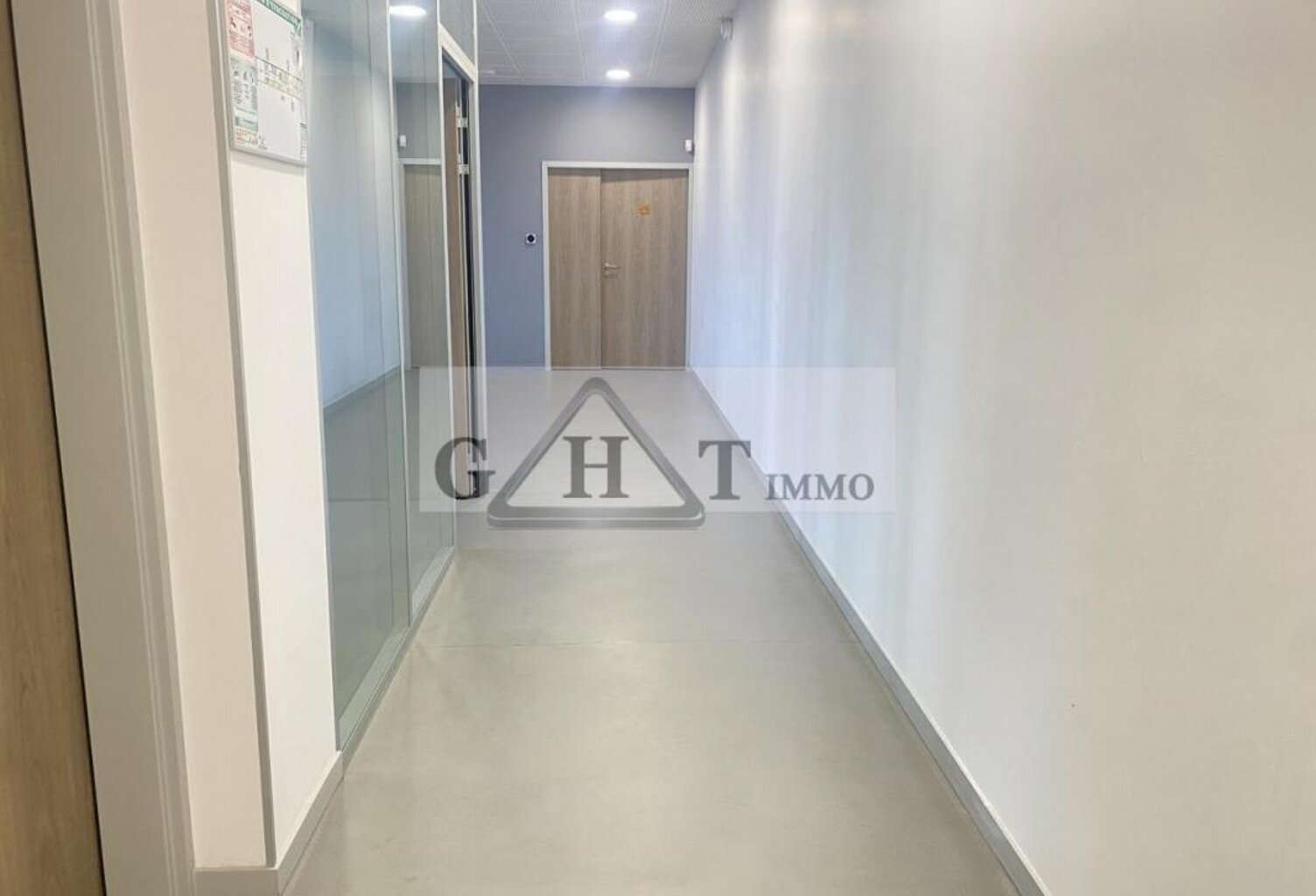 À LOUER – PLATEAU DE BUREAUX DE 142M² A VILLENOY — photo 1