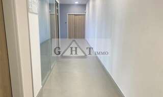 Bureau  142 m² à louer à Villenoy (77124)