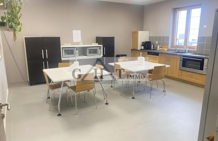 À LOUER – PLATEAU DE BUREAUX DE 142M² A VILLENOY — photo 3