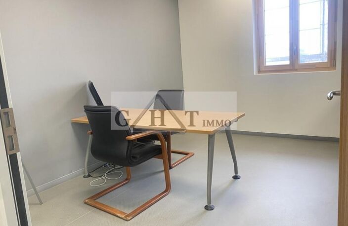 À LOUER – PLATEAU DE BUREAUX DE 142M² A VILLENOY — photo 4