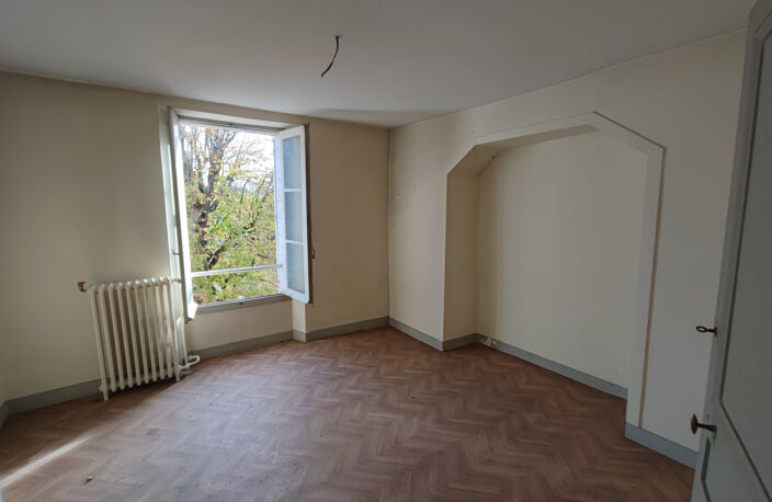 À Vendre   Maison Bourgeoise 7 Pièces   180 m2 — photo 3