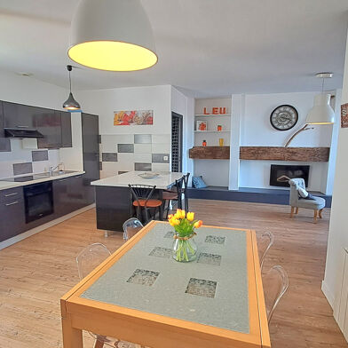 Appartement 4 pièces 252000 €