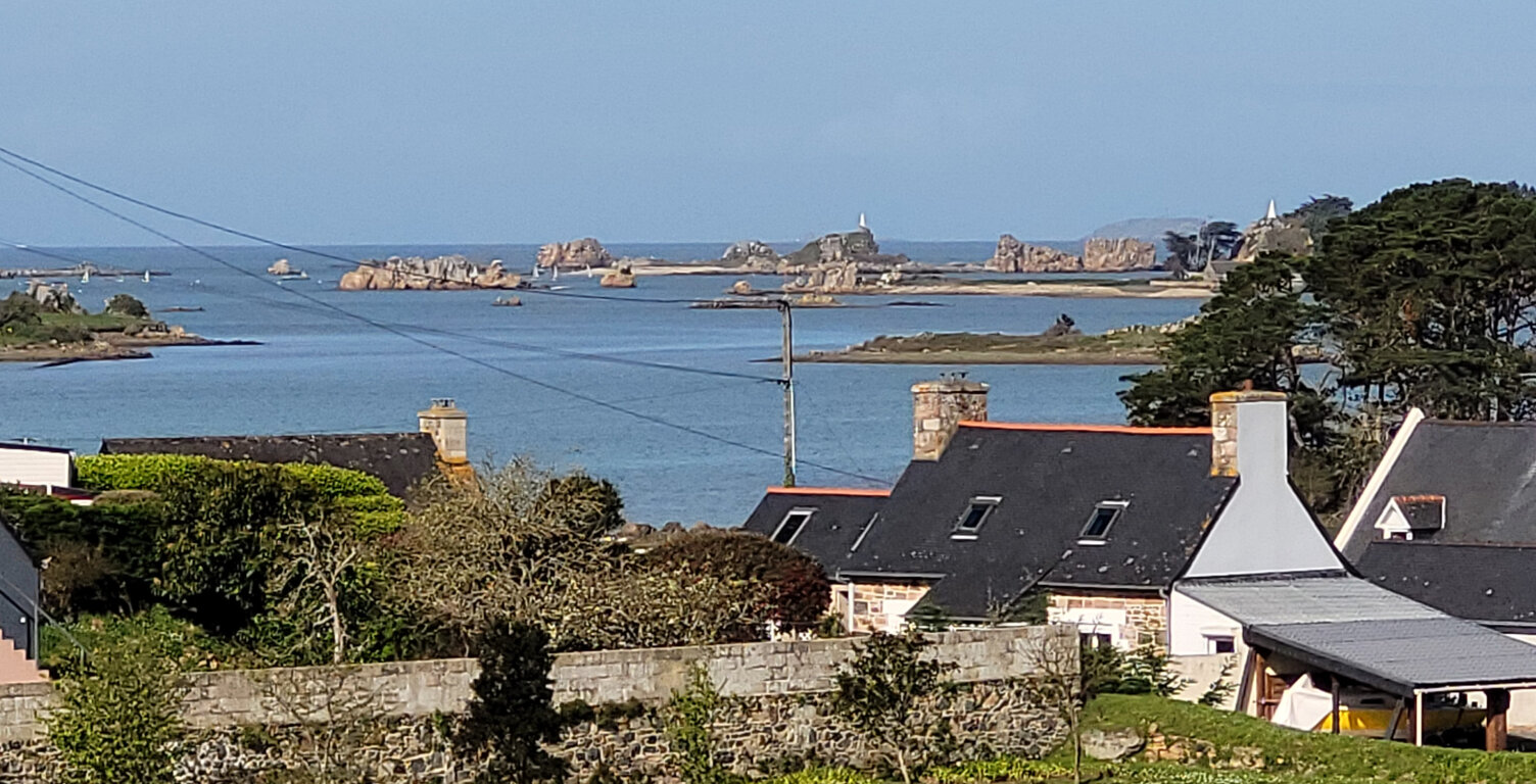  Bel Ensemble de 3 gîtes VUE MER et PLAGE A PIED ! — photo 1