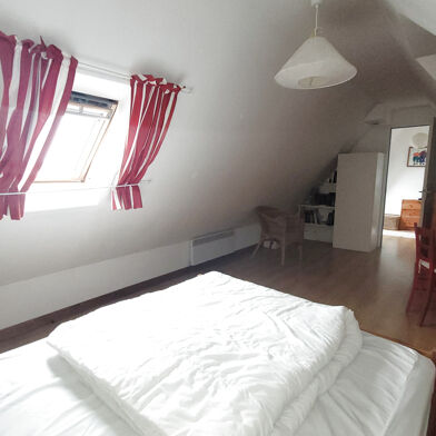 Appartement 4 pièces 450 €