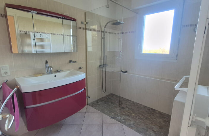 Maison vie de plain pied + sous sol + Vue Mer — photo 3